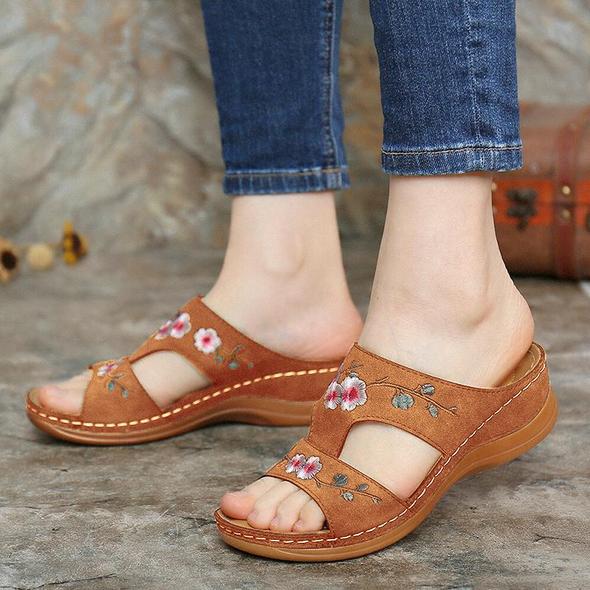 Blumen bestickte Vintage Casual Wedges Sandalen