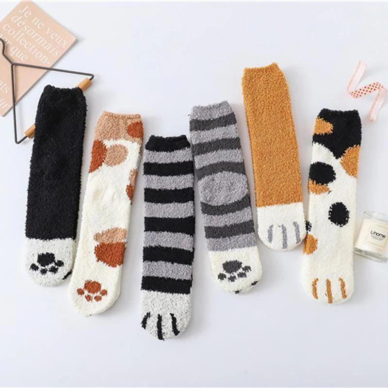 Süße Katzenkrallen-Socken